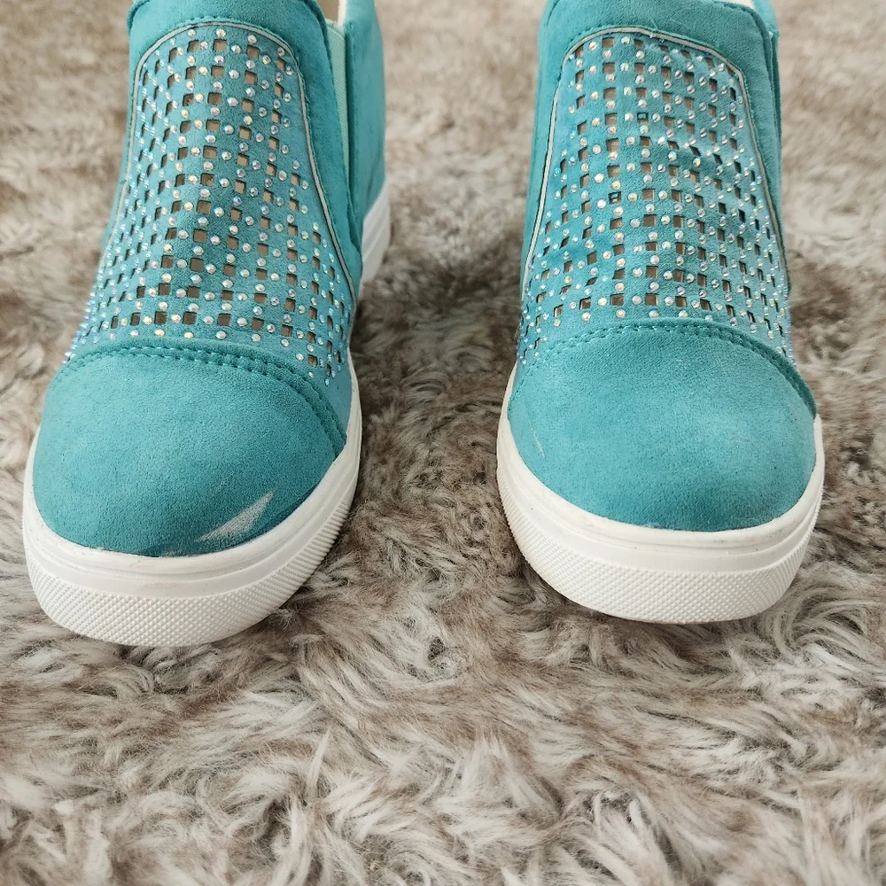 Unbranded Faux Suede‎ Wedge Sneakers Teal Green With Rhinestone Detail Women's 9